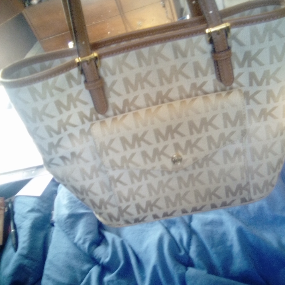 Nwot - Picture 2 of 4